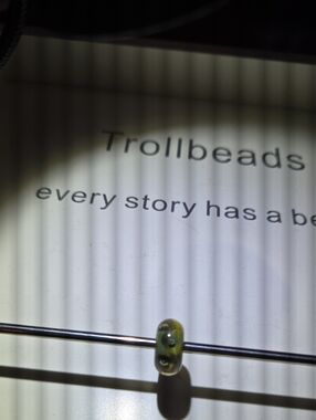 Trollbeads Green Glass Swirl Charm Bead